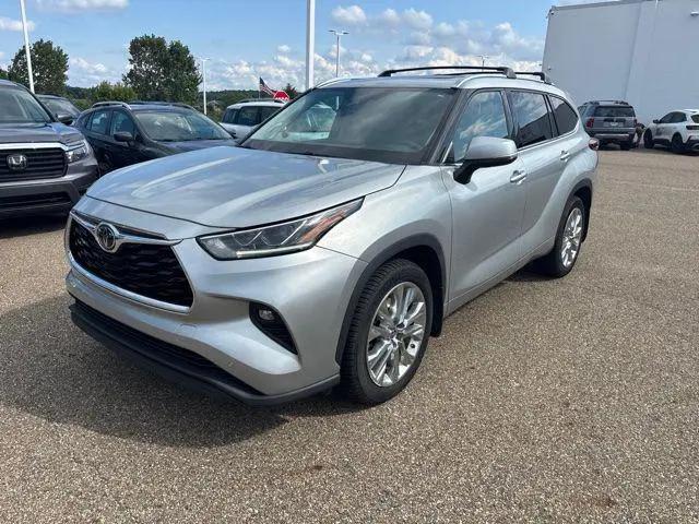 2020 Toyota Highlander Limited for sale in Akron, OH