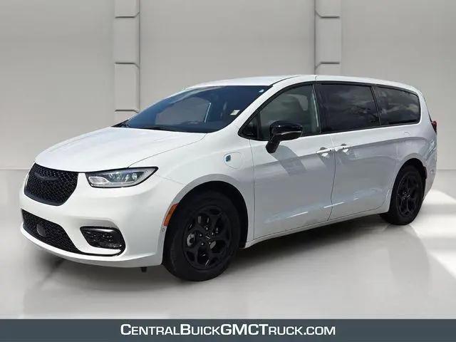 2024 Chrysler Pacifica Hybrid S Appearance Pkg for sale in Winter Haven, FL