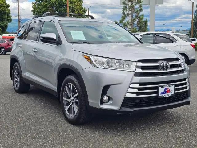 2019 Toyota Highlander XLE for sale in Burlington, WA