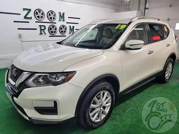 2019 Nissan Rogue SV for sale in Rochester, NH