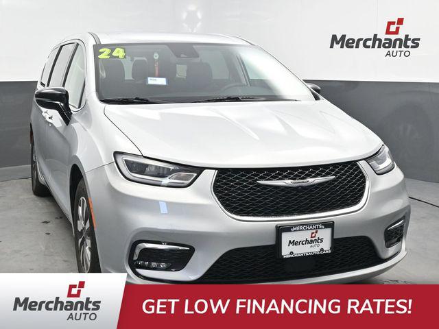 2024 Chrysler Pacifica Hybrid Select for sale in Hooksett, NH