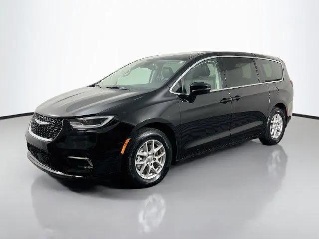 2024 Chrysler Pacifica Touring L for sale in Bel Air, MD