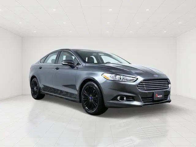 2016 Ford Fusion SE for sale in Apple Valley, MN