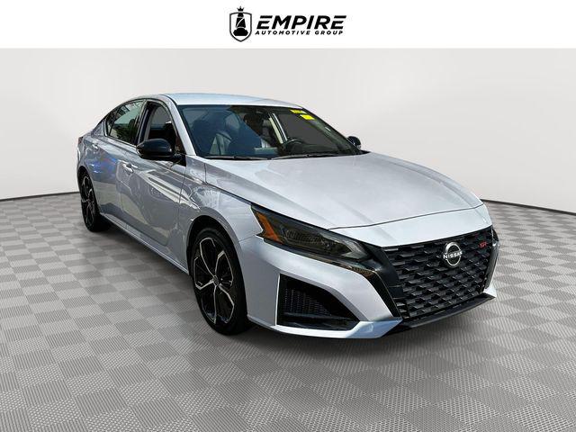 Gray Sky Pearl 2024 Nissan Altima Sedan Front-Wheel Drive Continuously Variable Transmission