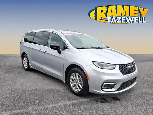 2024 Chrysler Pacifica Touring L for sale in Tazewell, VA