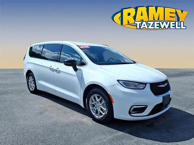 2025 Chrysler Pacifica Select for sale in Tazewell, VA