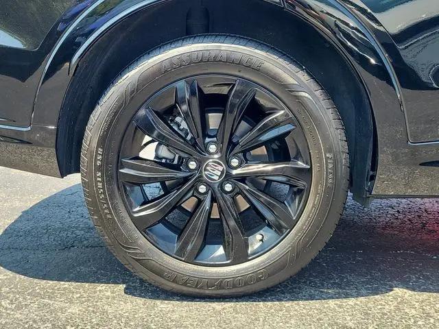 2024 Buick NV Sport Touring FWD