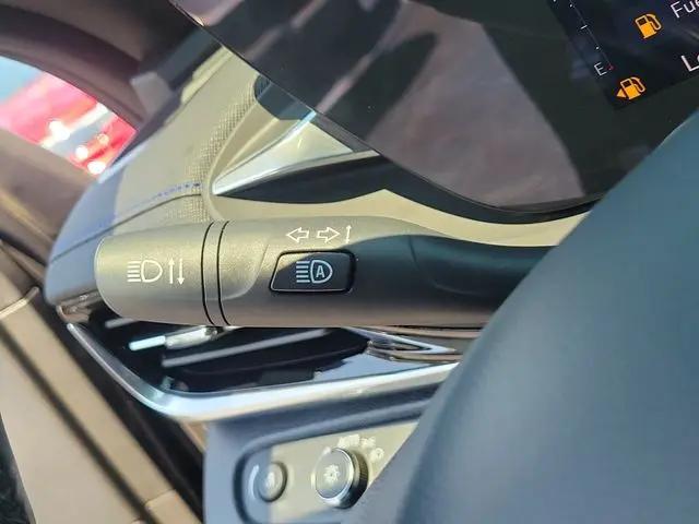2024 Buick NV Sport Touring FWD