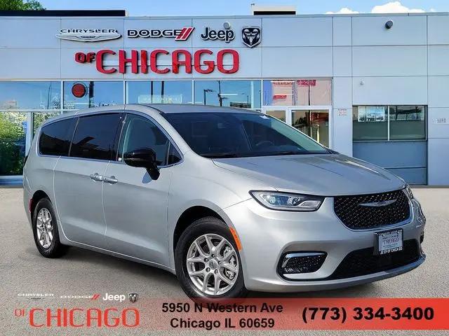 2024 Chrysler Pacifica Touring L for sale in Chicago, IL