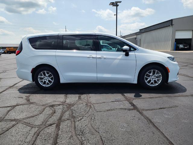 2023 Chrysler Pacifica Touring