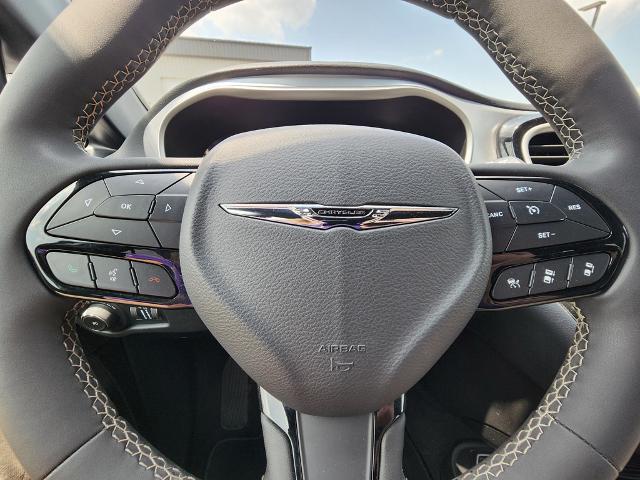 2023 Chrysler Pacifica Touring