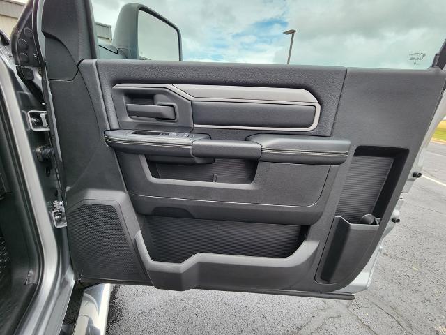 2023 Ram 2500 Tradesman Regular Cab 4x4 8 Box