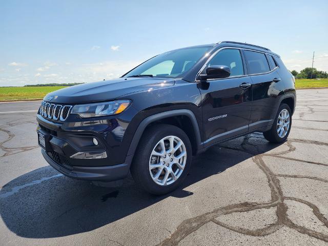 2023 Jeep Compass Latitude Lux FWD for sale in Watseka, IL