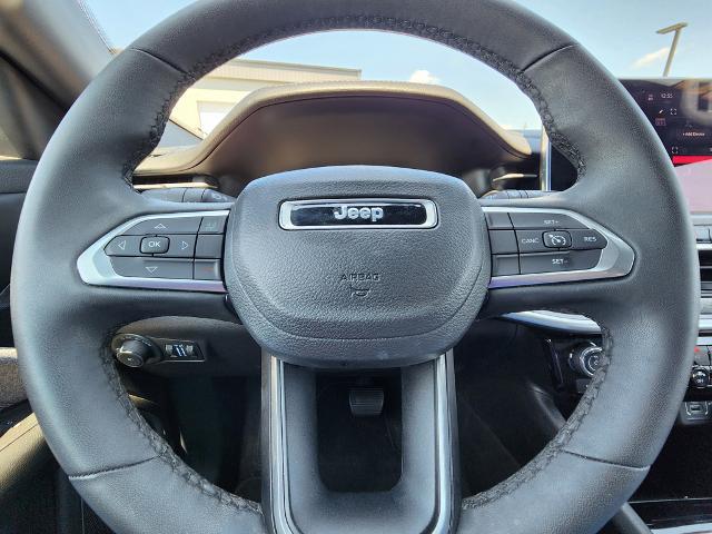 2023 Jeep Compass Latitude Lux FWD