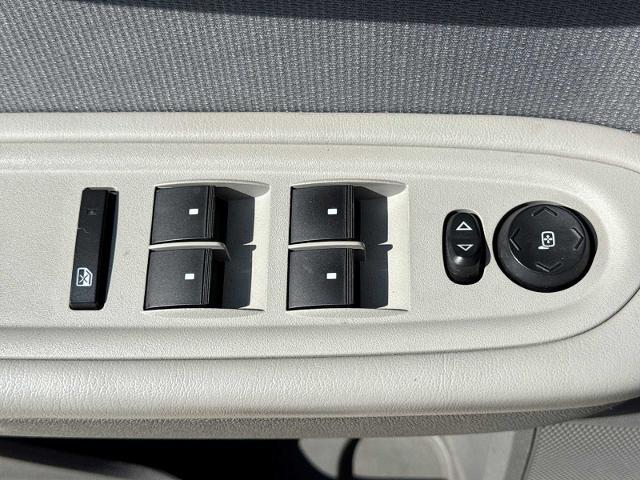 2012 Chevrolet Traverse LS