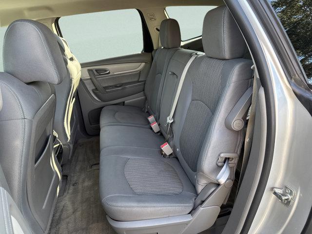 2017 Chevrolet Traverse LS
