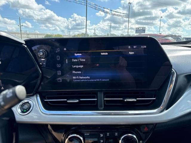 2025 Chevrolet Trax FWD LT