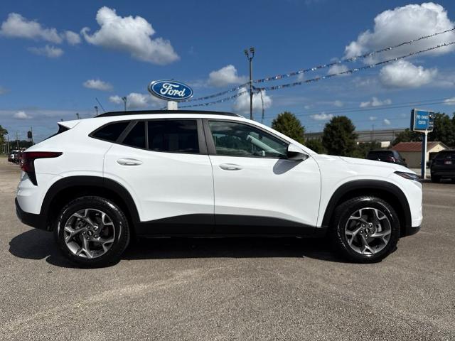 2025 Chevrolet Trax FWD LT