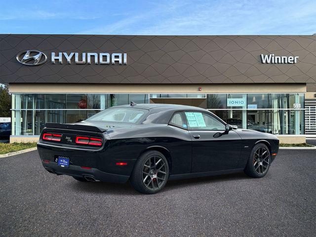 2018 Dodge Challenger R/T Plus Shaker