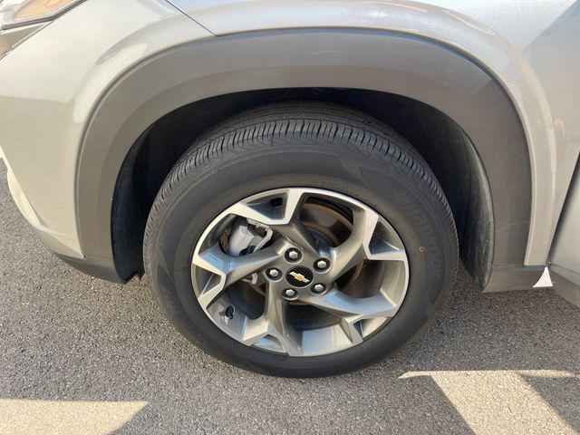 2025 Chevrolet Trax FWD LT