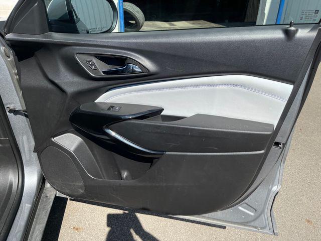 2025 Chevrolet Trax FWD LT
