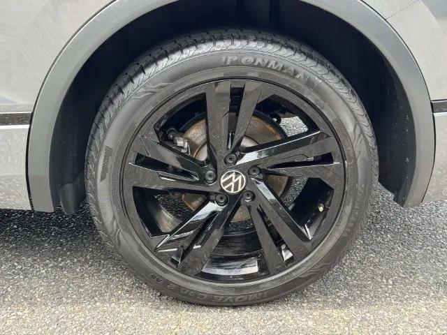2023 Volkswagen Tiguan 2.0T SE R-Line Black