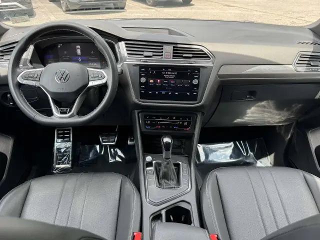 2023 Volkswagen Tiguan 2.0T SE R-Line Black