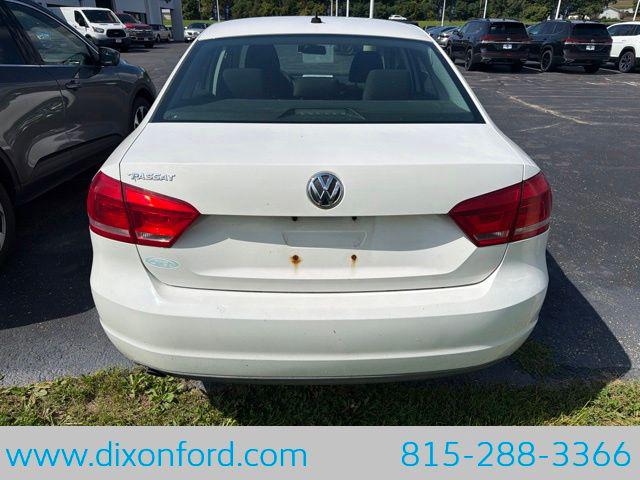2012 Volkswagen Passat 2.5L S