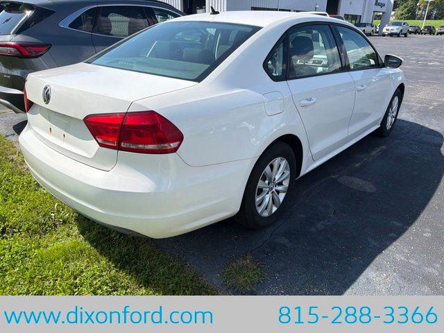 2012 Volkswagen Passat 2.5L S