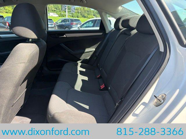 2012 Volkswagen Passat 2.5L S