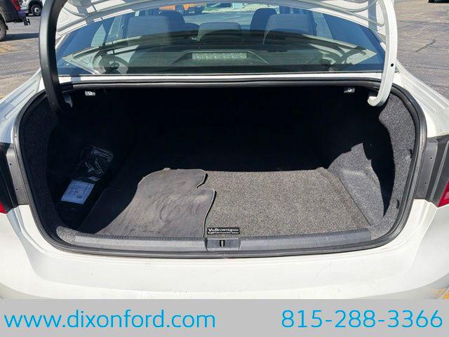 2012 Volkswagen Passat 2.5L S