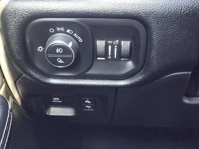 2021 Ram 1500 Laramie Crew Cab 4x4 57 Box
