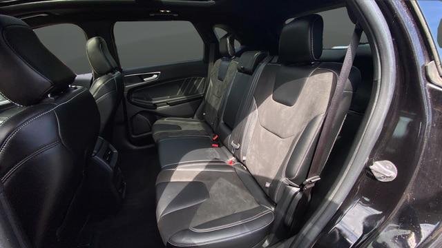 2021 Ford Edge ST