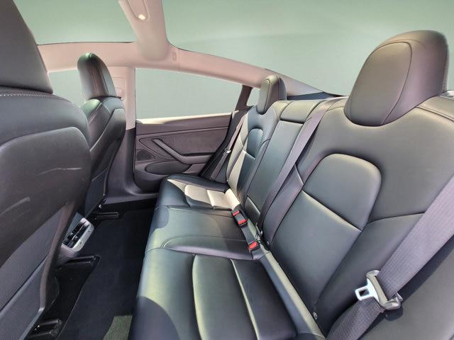 2019 Tesla Model 3 Performance
