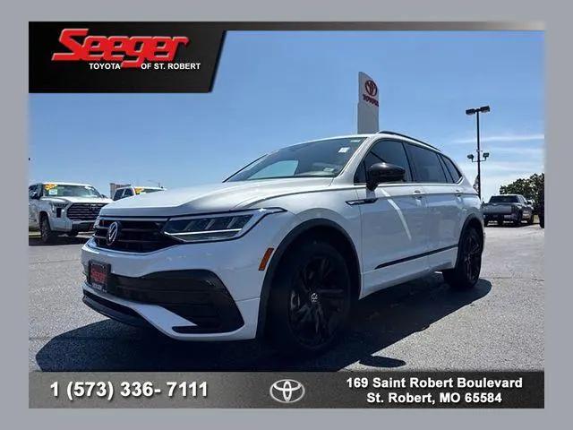 2023 Volkswagen Tiguan 2.0T SE R-Line Black for sale in Saint Robert, MO