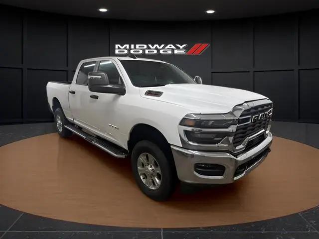 2026 Ram 2500 Big Horn Crew Cab 4x4 64 Box for sale in Chicago, IL