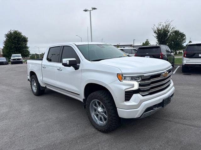 2022 Chevrolet Silverado 1500 4WD Crew Cab Short Bed High Country for sale in Kansas City, MO