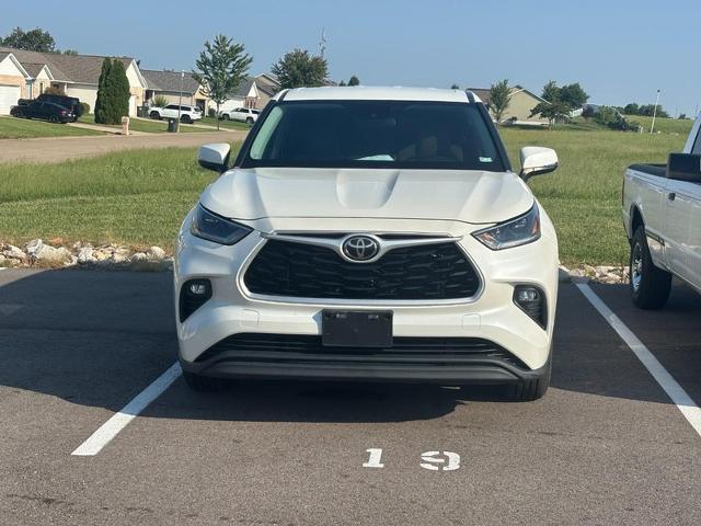2021 Toyota Highlander LE