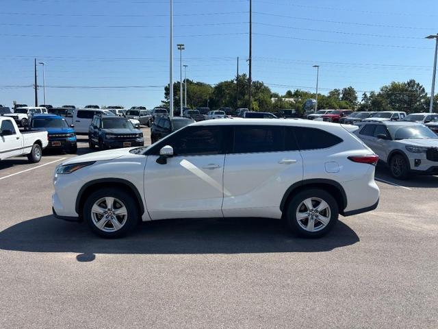2021 Toyota Highlander LE
