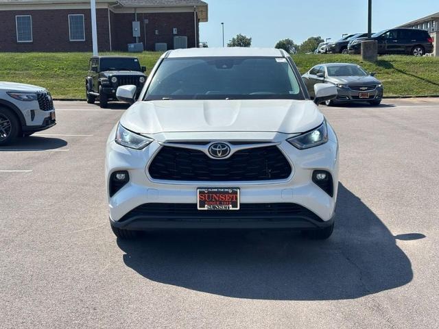 2021 Toyota Highlander LE