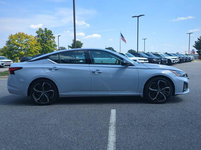 2023 Nissan Altima SR FWD 2023 Nissan Altima SR FWD