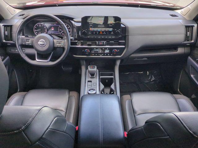 2023 Nissan Pathfinder SL 4WD