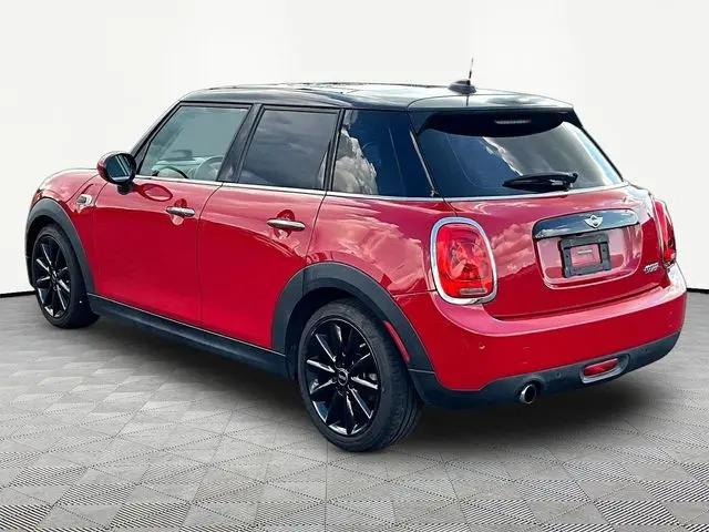 2017 MINI Hardtop Cooper