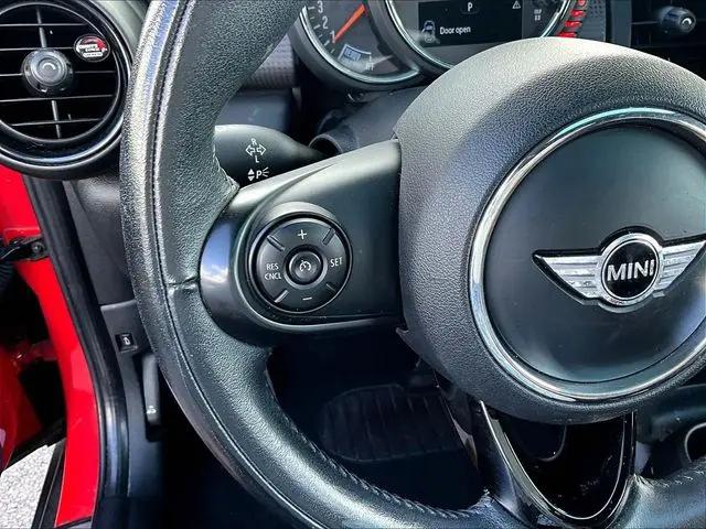 2017 MINI Hardtop Cooper