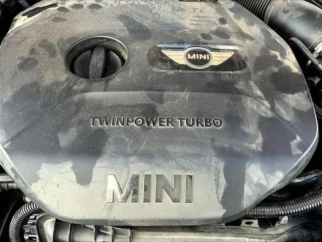 2017 MINI Hardtop Cooper