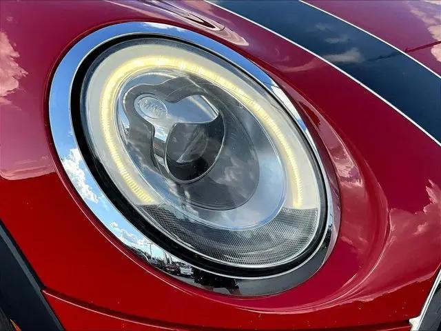 2017 MINI Hardtop Cooper