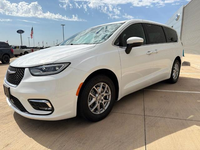 2023 Chrysler Pacifica Touring