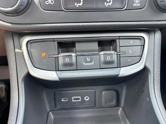 2024 GMC Terrain AWD SLE