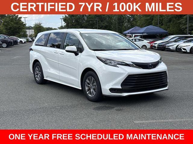 2024 Toyota Sienna LE