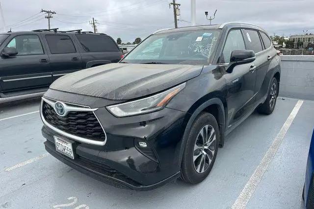 2021 Toyota Highlander Hybrid XLE for sale in Oakland, CA